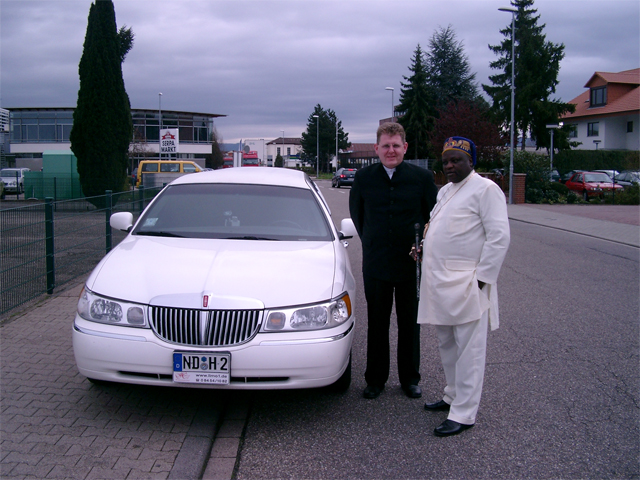 Harald Heigl und König Assa OduDuo von Benin Harald Heigl und König Assa OduDuo von Benin